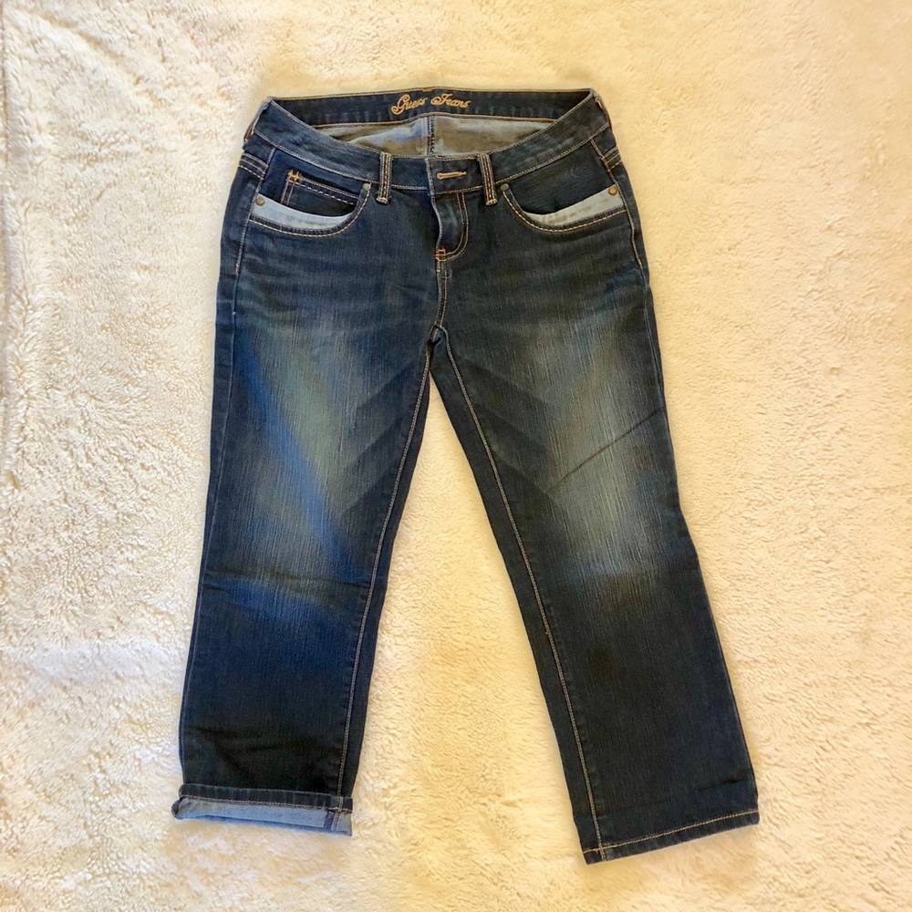 Sz 27 Women’s Guess Capris